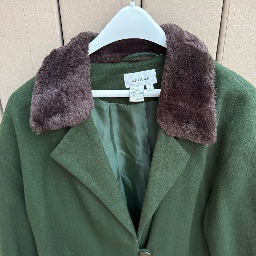 Newport News faux fur collar oversized wool blend forest green coat size 10 - Picture 4 of 11